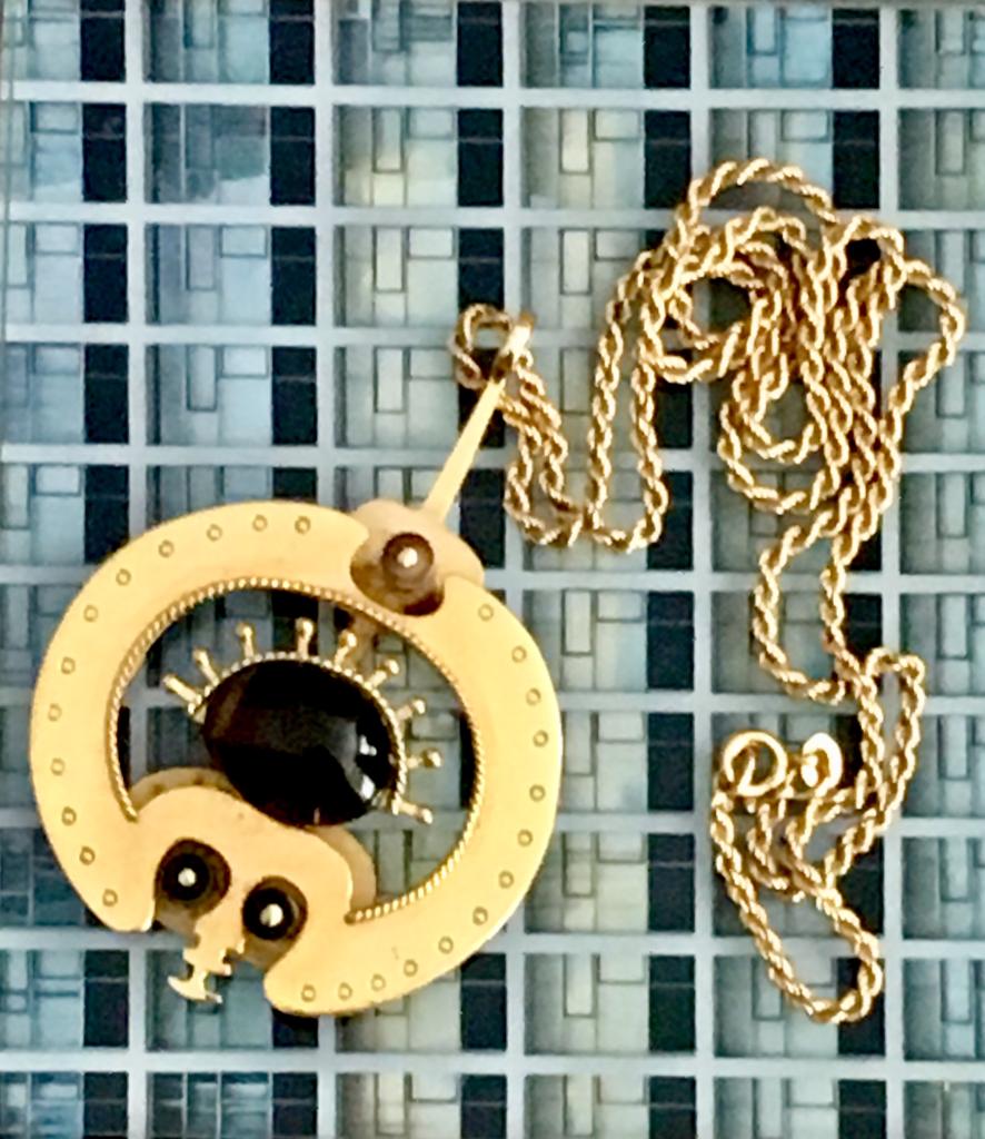 OCTAVE LANDYUT GOLD PENDANT WITH AGATE IN ORIGINAL BOX