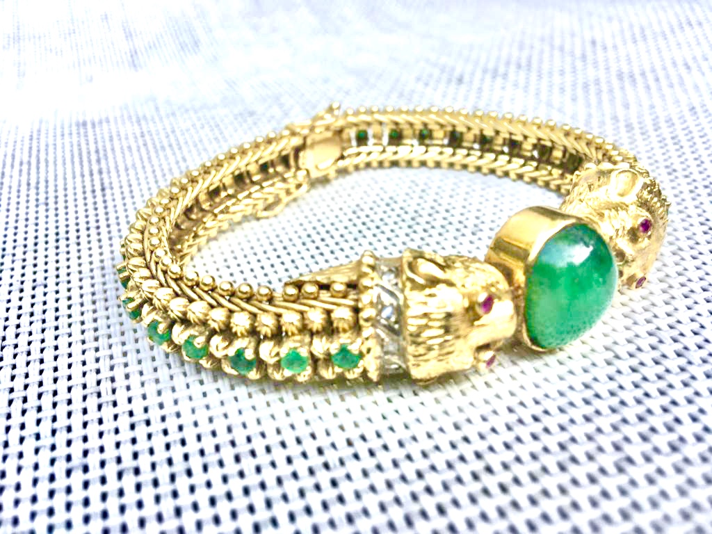 C4F52D4C-2419-4426-80BB-0EBAB2A611A6_1_201_a