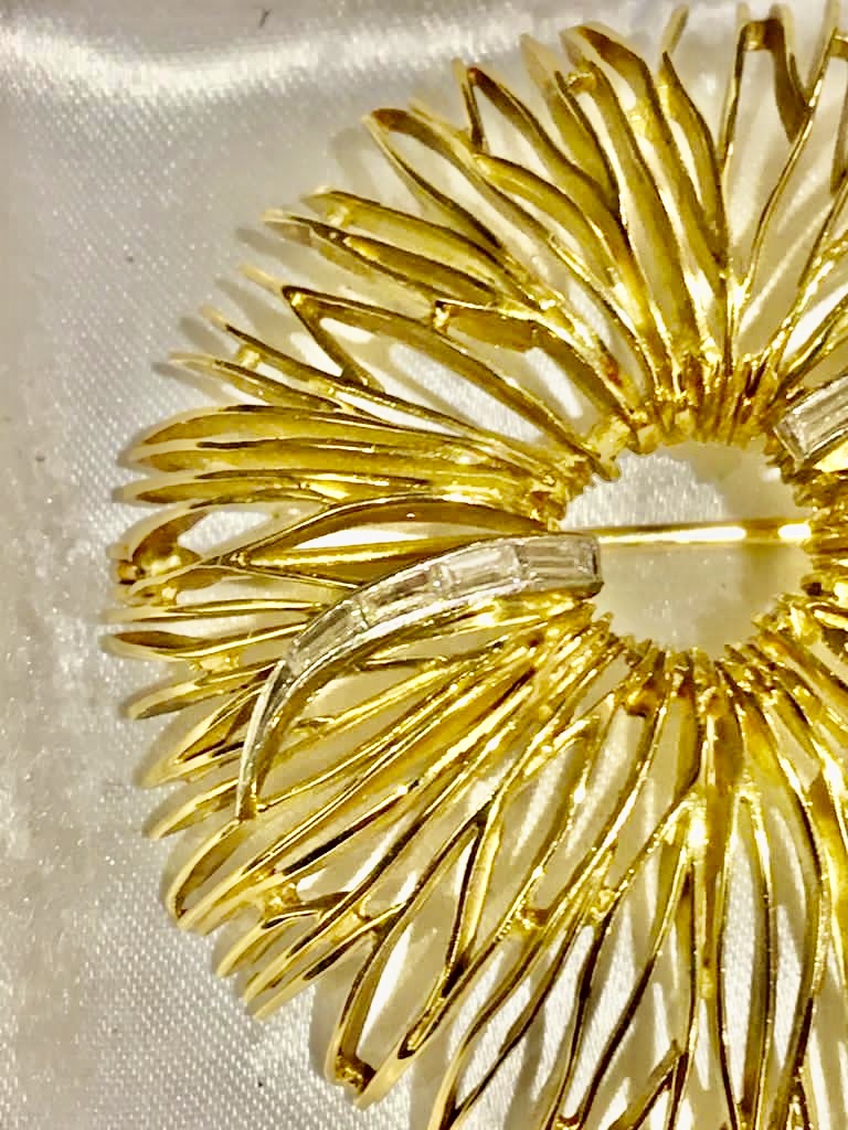 07EBE845-6A1B-4E7B-A5D6-33E50ECFC702_1_201_a