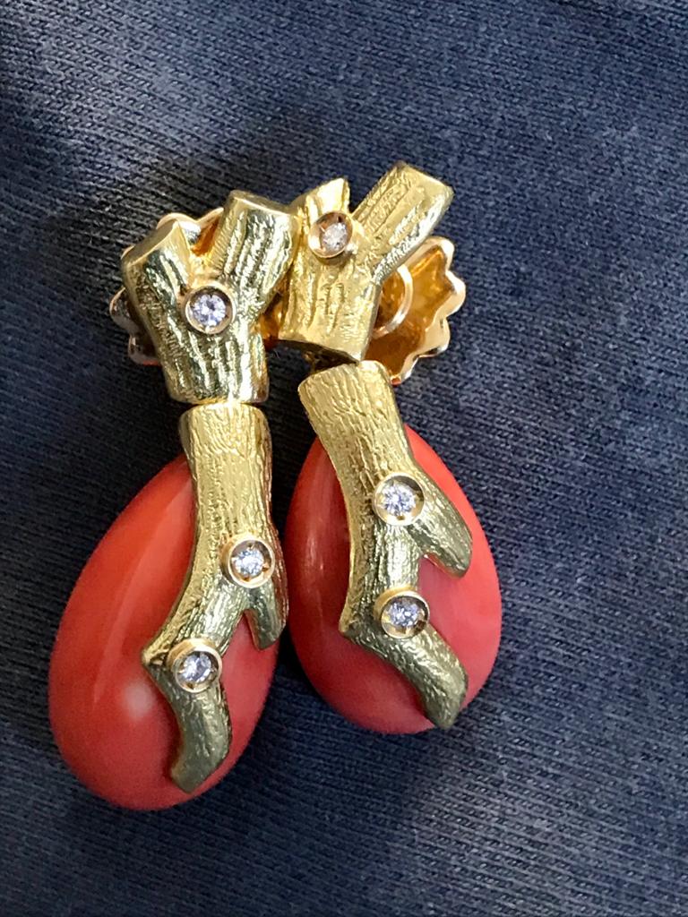 81E0BDC0-7C57-4453-8AEE-228EAA0D2B63