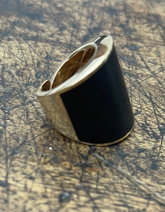 11F0915E-C6F7-47A5-8E4F-A8B9E5A75A8F_1_201_a