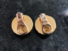 D5D86E17-445E-465A-9A5F-1105F24B7EF2