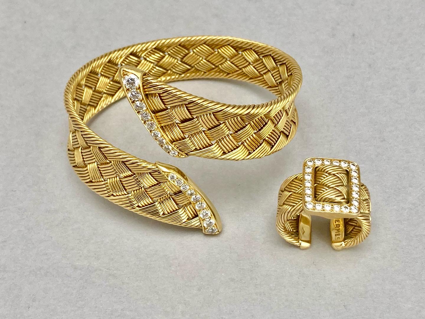 2E566FCB-5864-4556-988E-3E1943CC6168