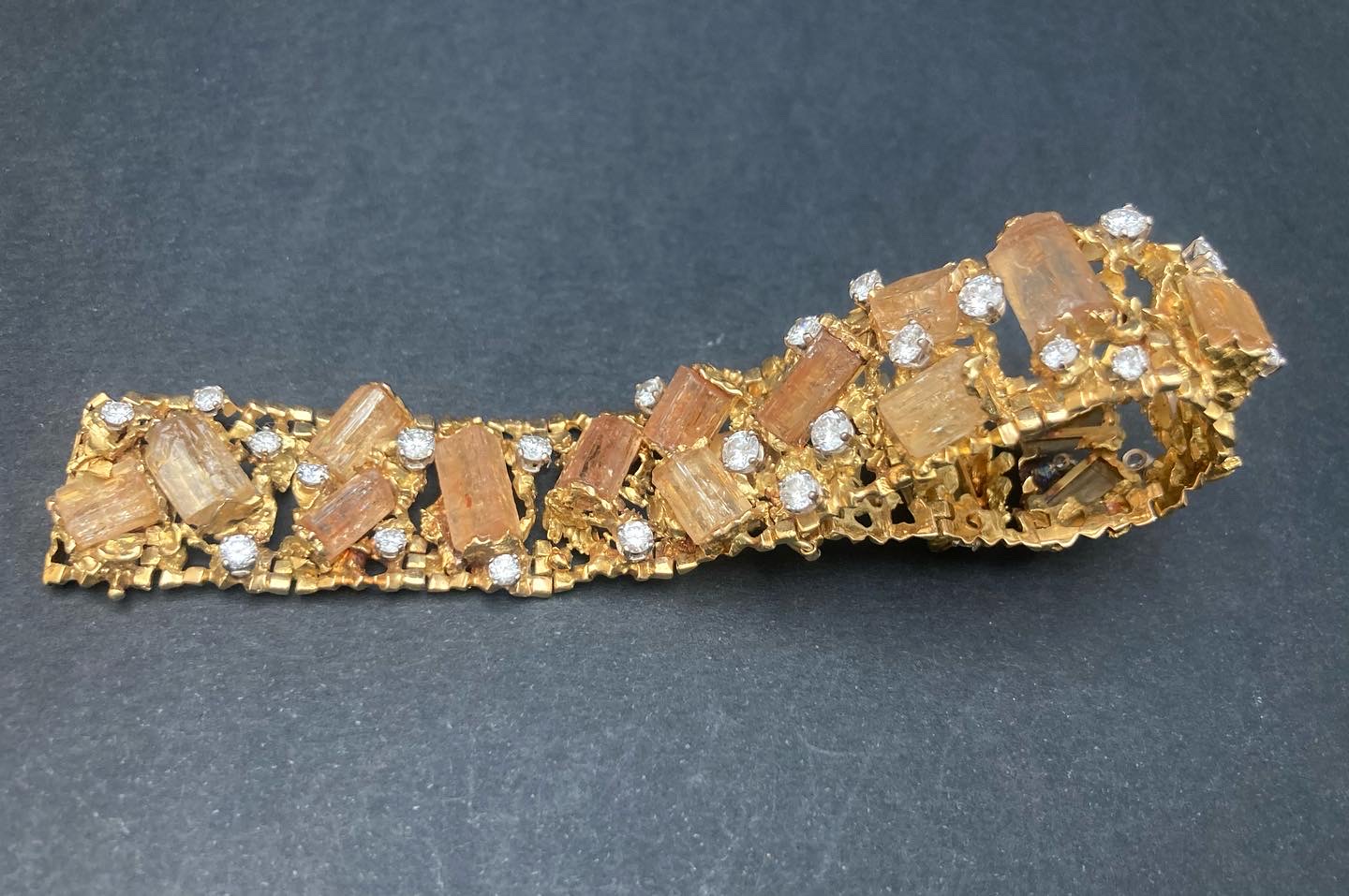 CBE6745F-21C4-463C-AFDB-208F088481E3