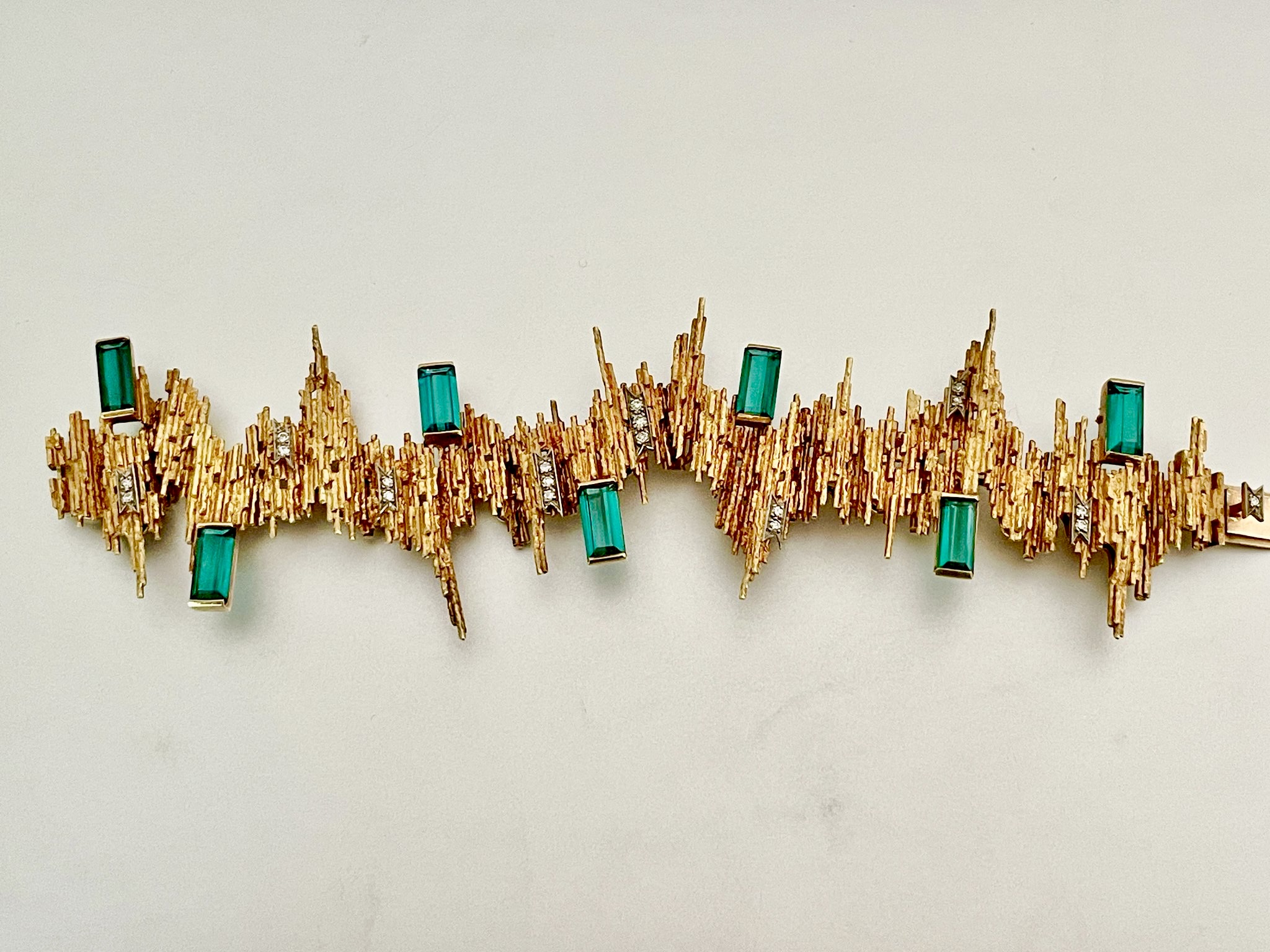 0a4291a3-7c8a-4096-8cfc-b71981291b2b