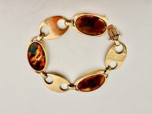 28410ee1-ef44-4bbc-aa33-278c399d59ac