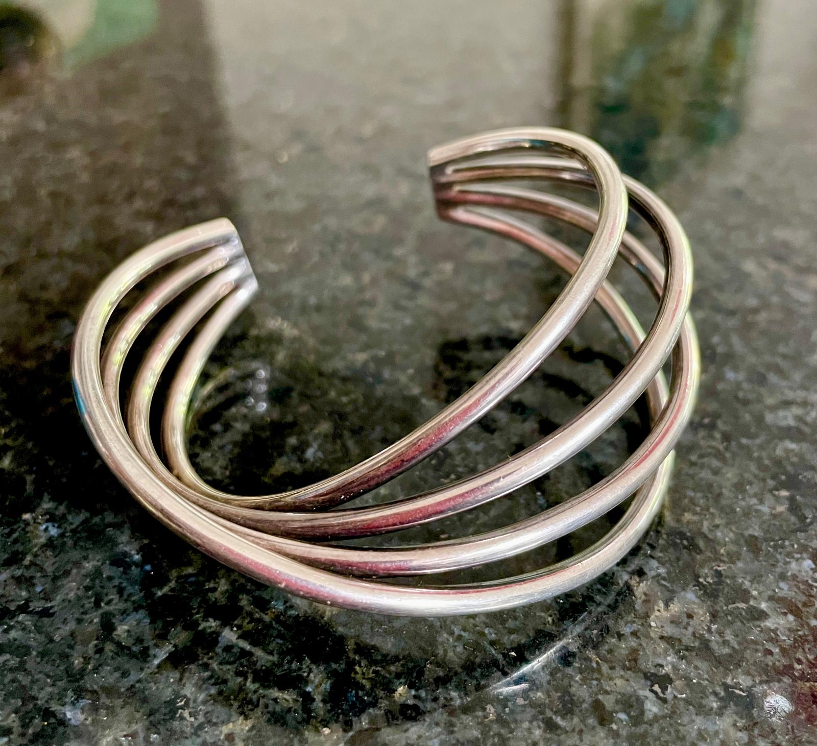 0f34d0e6-5e25-4393-bef8-43446399b570