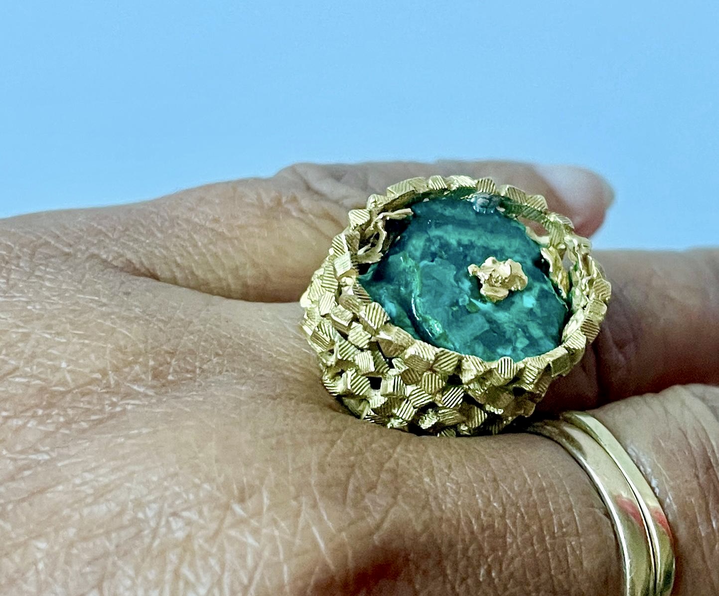 0c64f2fd-ef08-4a4a-88f1-713492660b5a